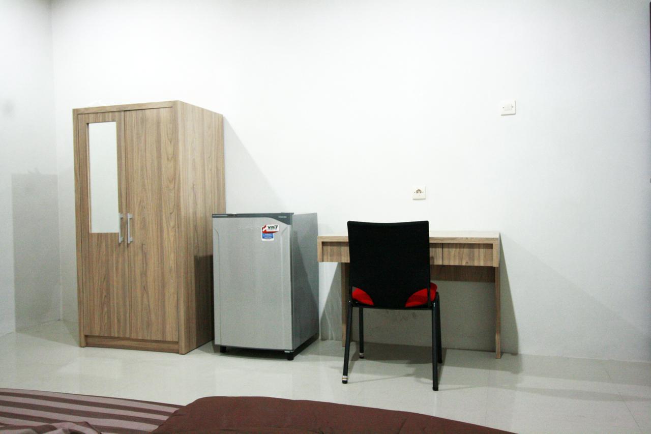 Dparagon Medokan Ayu Hotel สุราบายา ภายนอก รูปภาพ